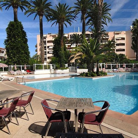 Residence Odalys Open Golfe Juan Ngoại thất bức ảnh
