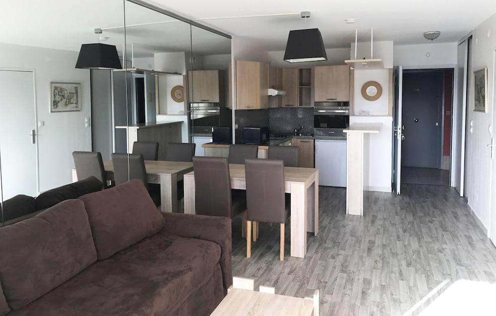 Residence Odalys Open Golfe Juan Ngoại thất bức ảnh