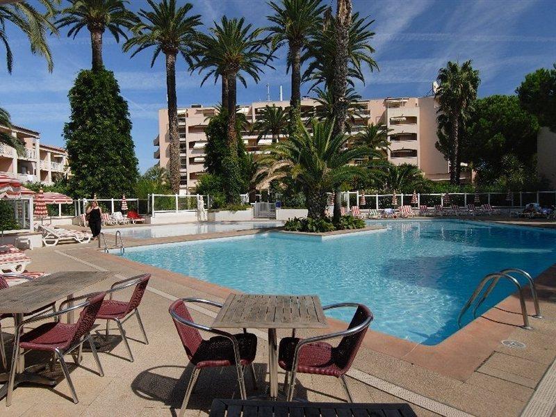 Residence Odalys Open Golfe Juan Ngoại thất bức ảnh