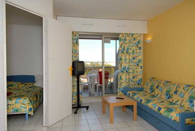 Residence Odalys Open Golfe Juan Ngoại thất bức ảnh