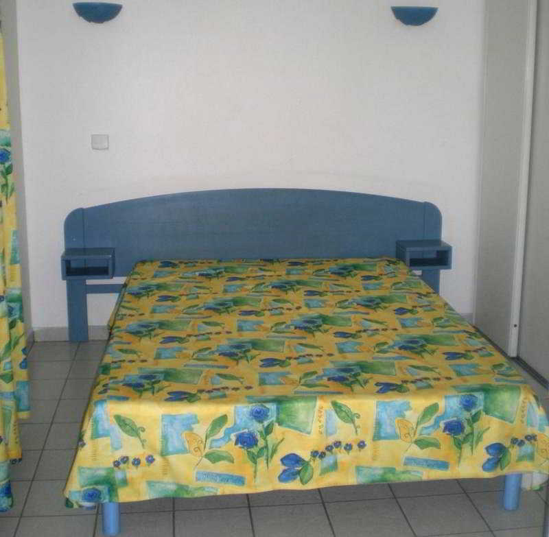 Residence Odalys Open Golfe Juan Ngoại thất bức ảnh