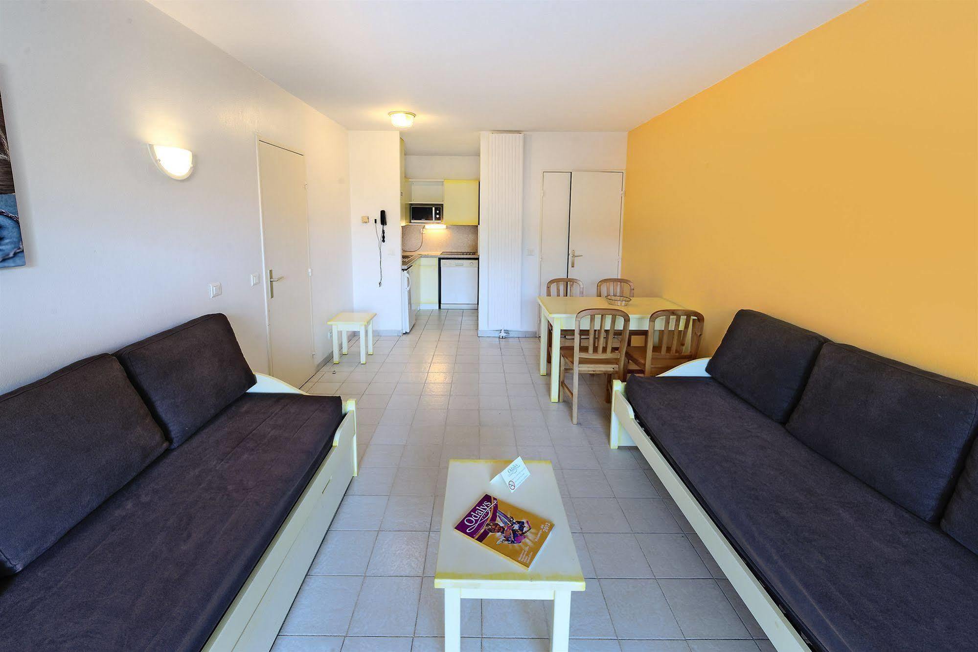 Residence Odalys Open Golfe Juan Ngoại thất bức ảnh